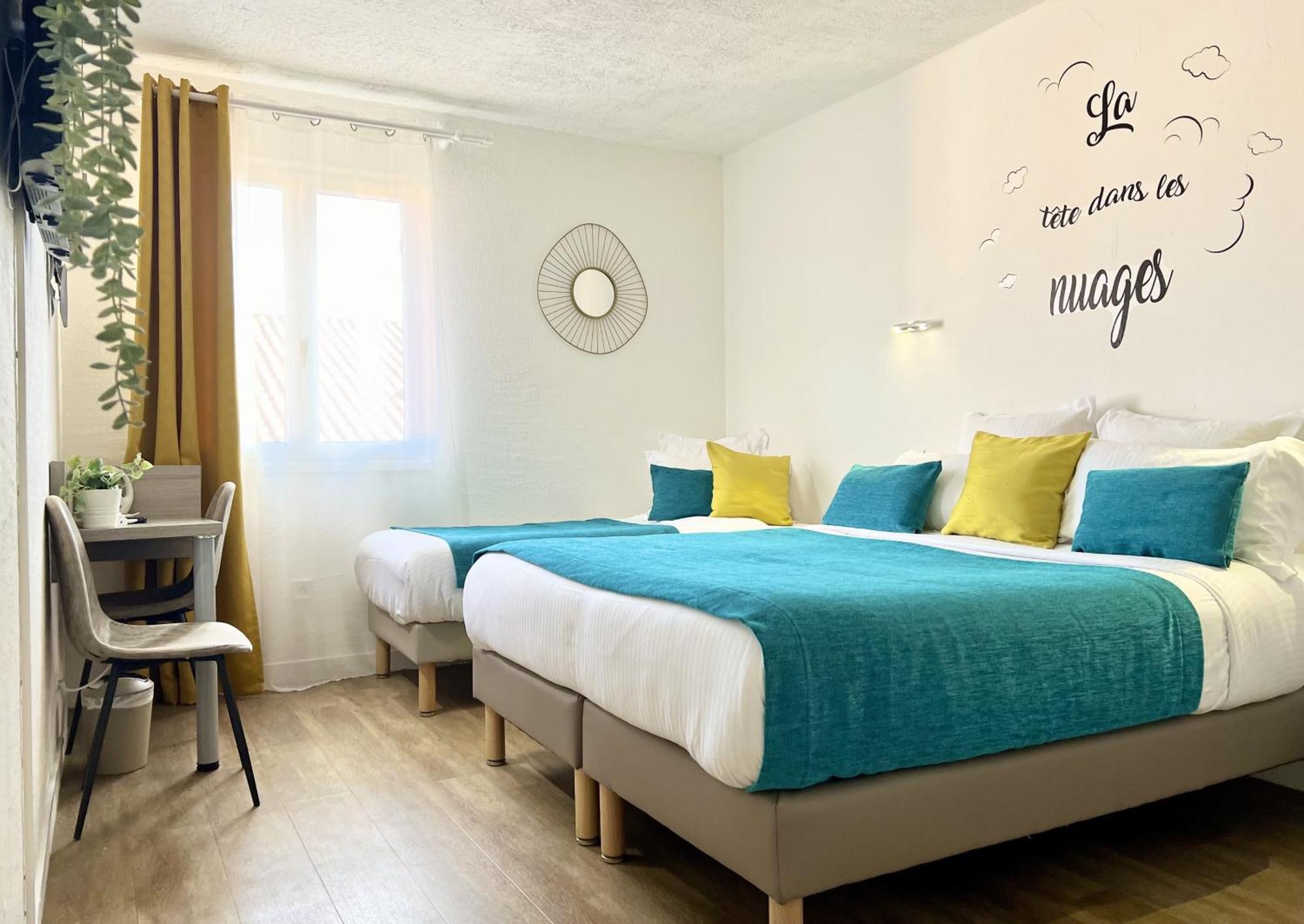 Hotel L'Escapade Le Lavandou Ngoại thất bức ảnh